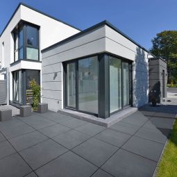 KANN Terrassenplatte Vios anthrazit feingestrahlt Eleganz und klares Design im großen Stil, verschiedene Größen